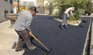 آسفالت‌ریزی مسیرهای پرتردد و فرعی در فاز ۳ شهر اندیشه