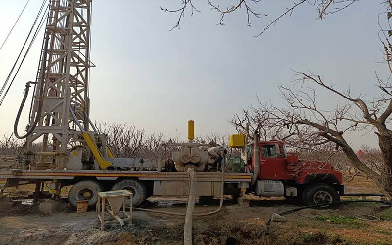 جابه جایی یک حلقه چاه آب شرب در شهریار