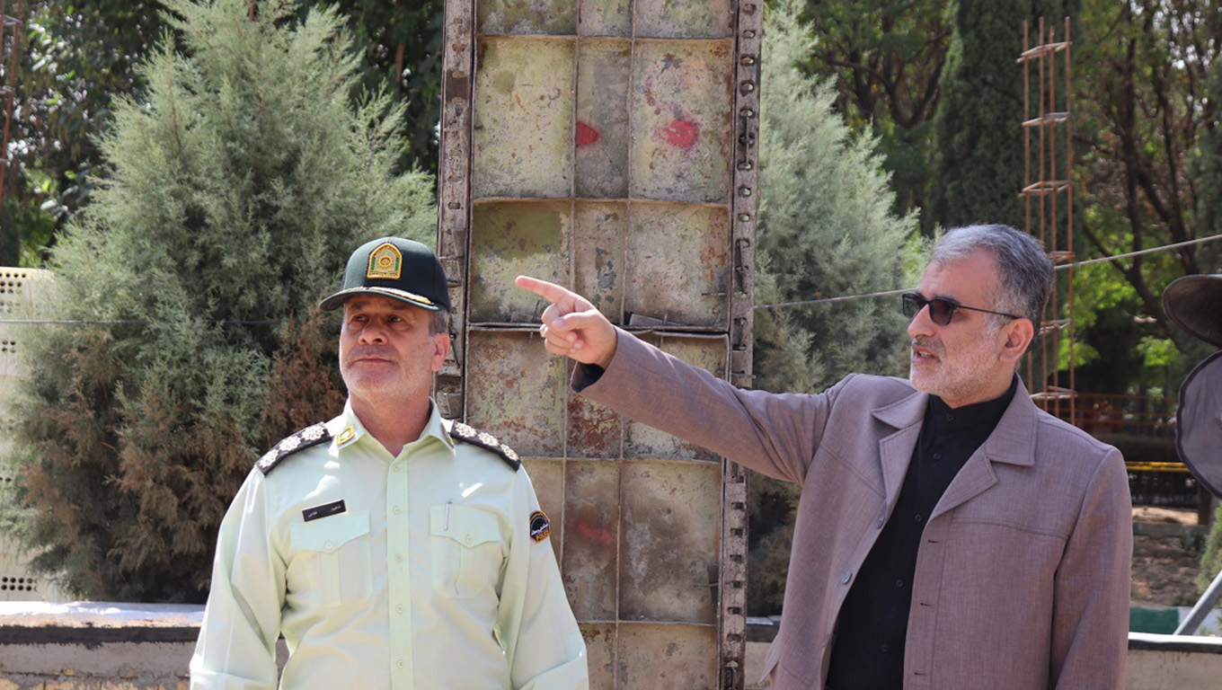 بازدید فرماندار از پروژه کلانتری 13 شهرستان قدس