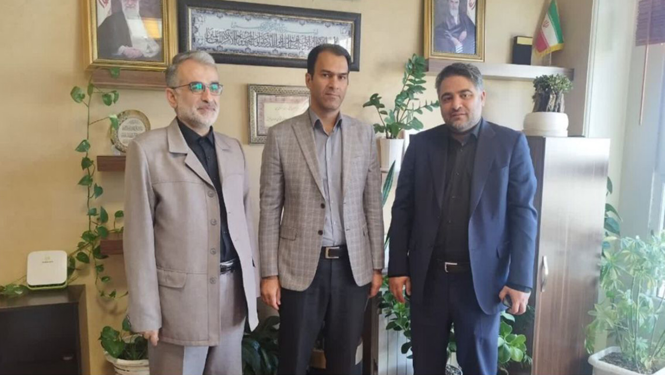 بررسی مسائل و مشكلات حوزه حمل‌ونقل عمومی شهرستان قدس در اتحادیه حمل‌ونقل بار و مسافر كشور