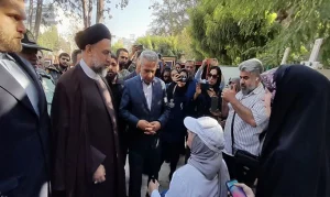 بیش از ۸۰۰ هنرمند در نخستین گالری خیابانی شهریار آثار خود را به نمایش گذاشتند