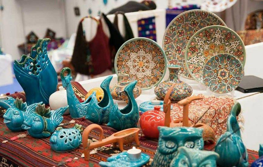 جشنواره صنایع دستی و اقوام ایرانی  در شهر اندیشه