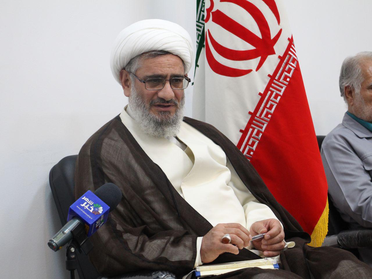 خبرنگاران ولنگاری و کم کاری مدیران را مطرح کنند