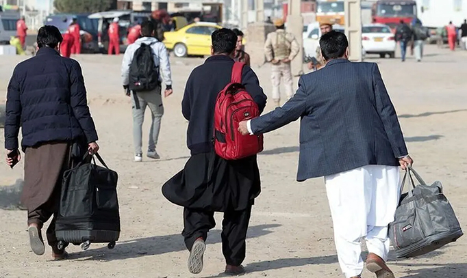 خروج اتباع غیرمجاز