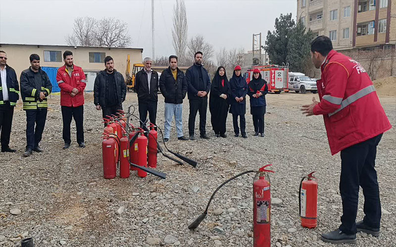 مانور اطفای حریق در آبفای غرب تهران