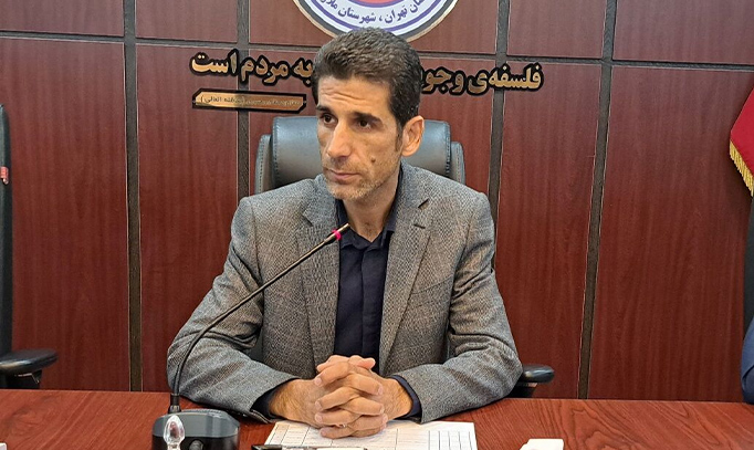 نوری رئیس شورای شهر ملارد - مبستگی ملت ایران، دشمن را به عقب راند